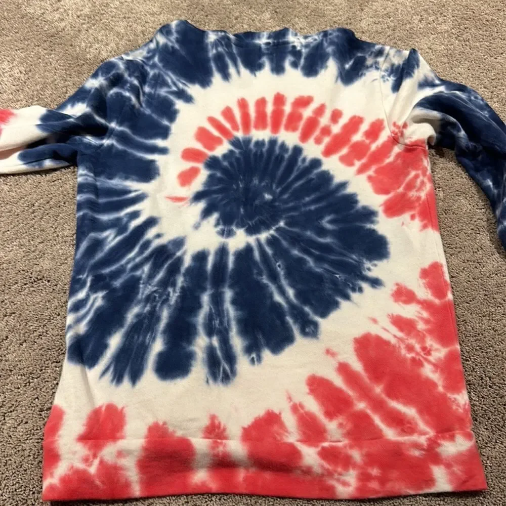 4th of July sweatshirt! Perfect for the beach! Size XL 14-16